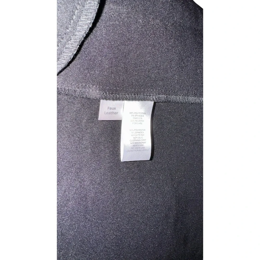 Tahari brand material